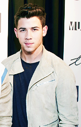  Nick Jonas » September 2013 