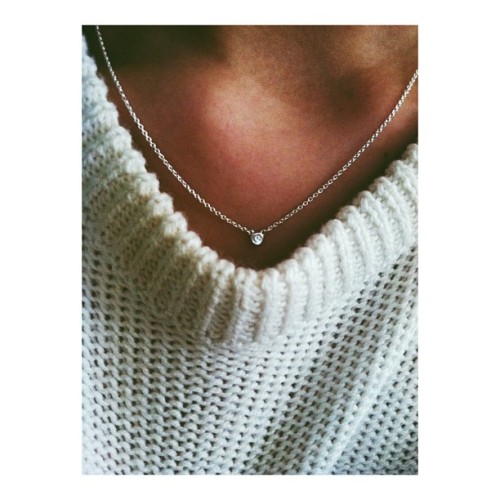 organic-vibe:  Simple but classy #tiffanyandco #necklace #squaready