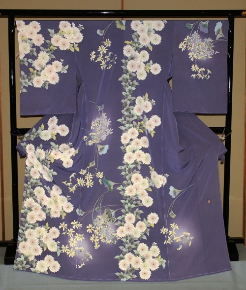 The 43rd Traditional Kaga Yuzen Craft ExhibitionVisiting Kimono “Kenrei” by Takashi Chad