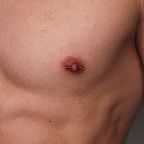dave1001: In praise of the male nipple!#malenipple #male nipple