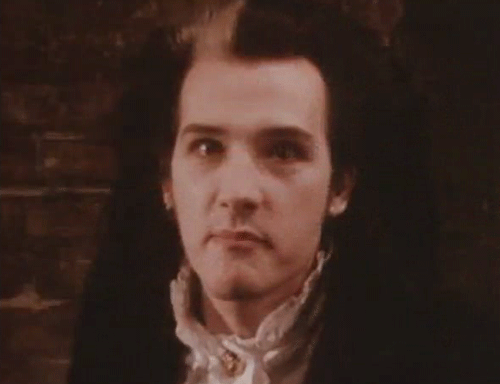 gothiccharmschool:gothtriggers:ofevanian:David <3I’m sorry, you didn’t need to concentrate on any