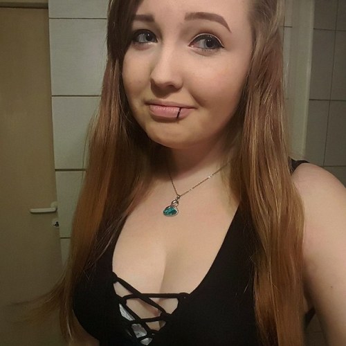 regularheartbeat:  Hey I’m back! Now I’ll adult photos