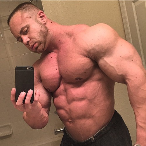 Follow Freak Muscle Roid Gods  More than 30.000 posts - More than 12.000 followers  Roided Meat for 