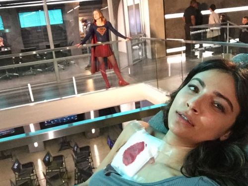 florianalima #tbt to the early days of @supergirlcw. Look at that queen, @melissabenoist. Who can sp