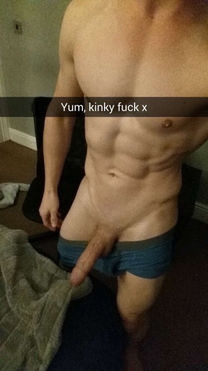 nakedstr8guys:  That face, ass, body and cock 😍  How to fuck your STRAIGHT mate!