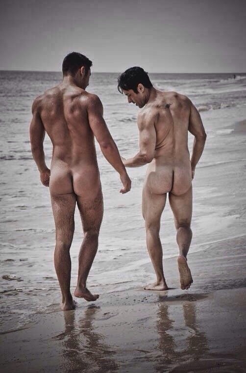 boisbonersncum:  looks like someone has a boner