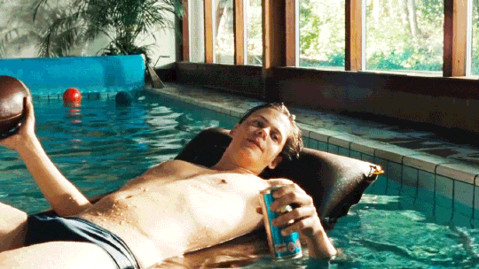 nkdndfms:Bill Skarsgård