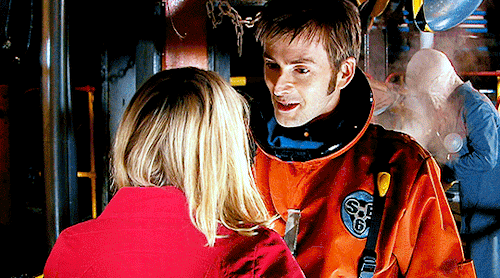 thebadwolf:I want that spacesuit back in one piece, you got that?Yes sir.