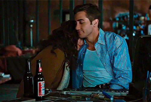 Endless List Of My Favorite Romcom Love Stories : Maggie Murdock (Anne Hathaway) And Jamie Randall (Jake