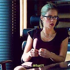 olicitysqueen:  Olicity + my favorite moments  her lack of interest in his body disconcerts him  