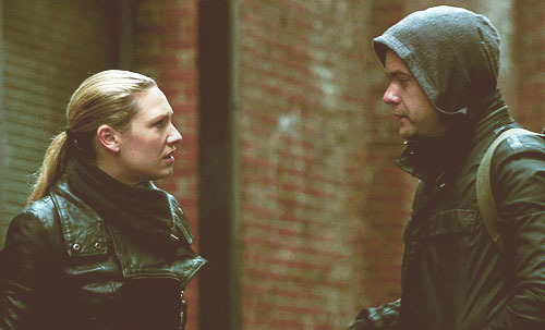 wobbledygook:  One Two OLIVIA DUNHAM caps per episode - 5x11 The Boy Must Live