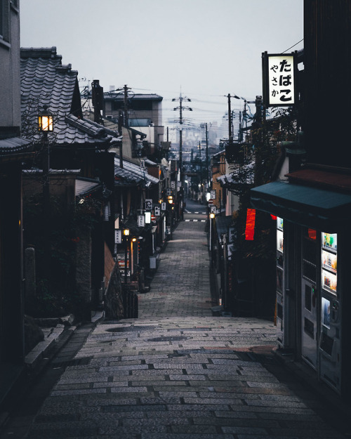 takashiyasui: New “Kyoto” account https://www.instagram.com/kotokyoto_photo/ 