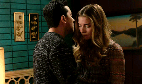 TOP 10 SCHITT&rsquo;S CREEK RELATIONSHIPS (as voted by our followers)2. David Rose &amp; Alexis Rose
