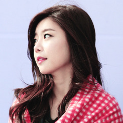 bangsojin:  sojin being a gorgeous lil shit 73/✿ 