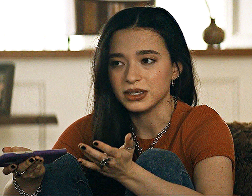 MIKEY MADISON As AMBER FREEMAN