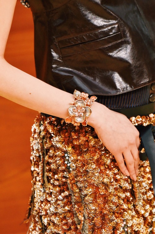 fatalscroll:Details at Chanel Fall 2015 RtW @ PFW