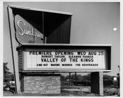 Memoriastoica:  Sundown Drive-In Theater, Whittier, California. Marquee Shows The