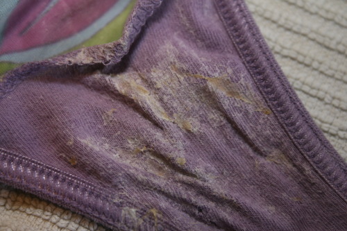 Porn Pics bptin:  Some of her dirty, crusty panties.