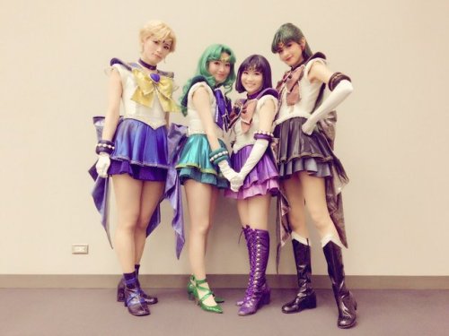 real-life-senshi:Outers family photos series <3Every time I feel like I cannot love this Outer Se