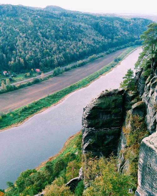 #DE #Germany #Deutschland #Bastei #view #vacations #rocks #nature #autumn #fall #travel #travelmore(