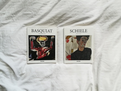 iknowthis:10.03.2019I stumbled upon an art book shop in Hamburg yesterday and made a little present 