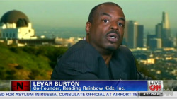 wintergrey:  billiethepoet:  fuckyeahmarxismleninism:  Actor LeVar Burton explains his ritual to prevent being shot by police Actor and director LeVar Burton explained Monday on CNN that he follows a particular procedure every time he is stopped by police