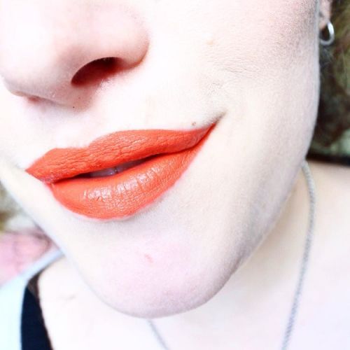 This is one of the cheapest lipsticks I own but it&rsquo;s becoming my go to red! #bblogger