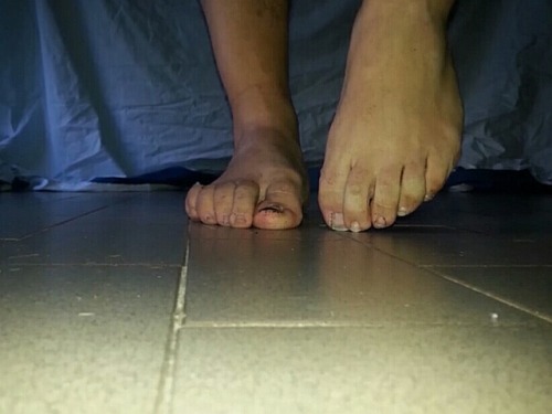 twinks feet