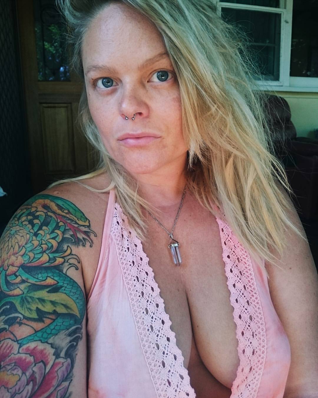 tallulah-moon:  Sometimes I go days and days wearing makeup and I kinda forget what