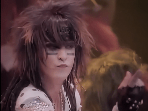 Nikki Sixx Gifs 😫