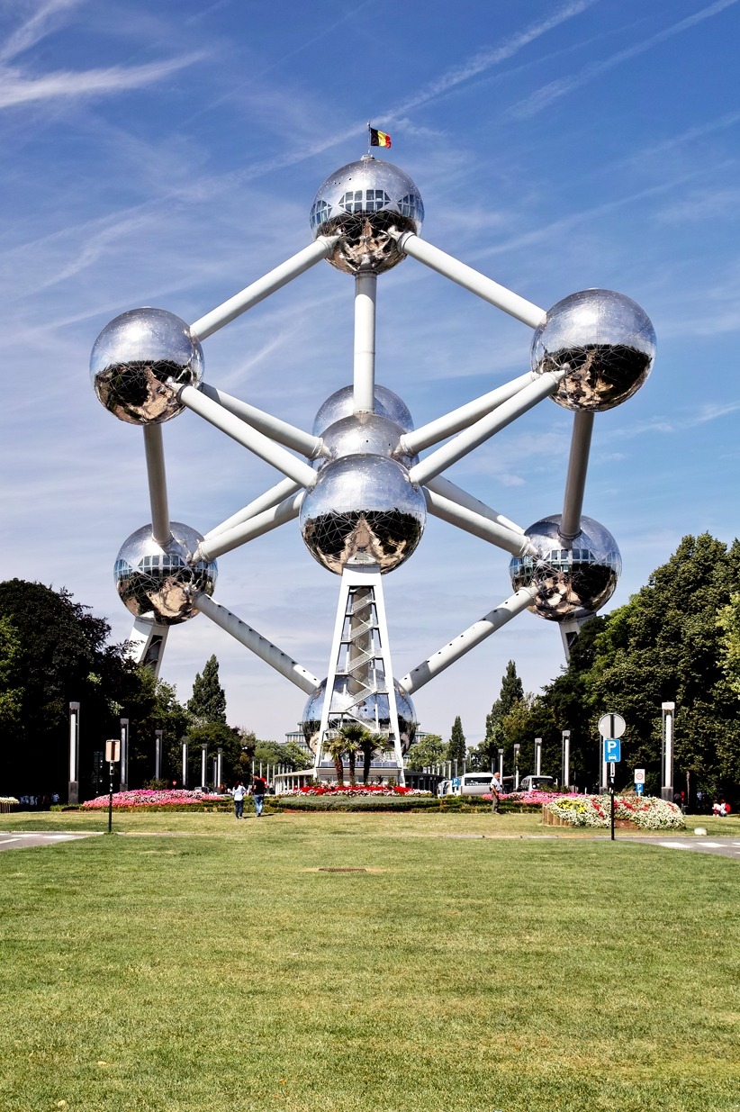 architectureland:  One of the iconic buildings for the Belgium is Atomium which is