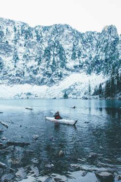 earth-dream:  Winter Kayaking