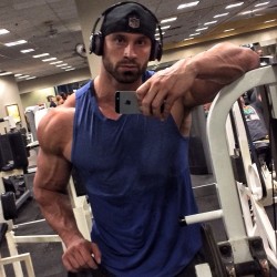 muscle-addicted:  Bradley Martyn