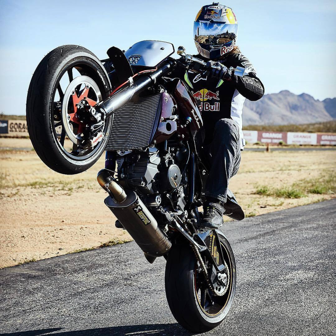 Playing catch up…..
cause i’ve been slacking on #wheeliewednesday 🤷🏽‍♂️
@aaroncolton
📷@stanevansphoto
https://www.instagram.com/p/BsbObESgzHN/?utm_source=ig_tumblr_share&igshid=phl85euq31xb