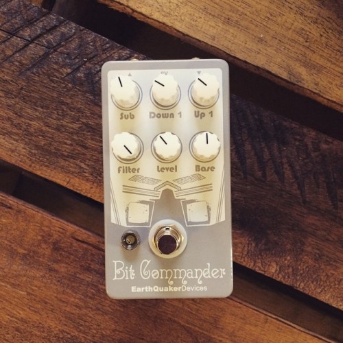 Otro fabricante que nos encanta&hellip; Earthquaker Devices y su Bit Commander. Puede pasar de sona