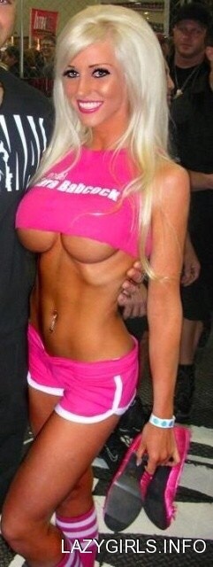 bimbo-couture: 🎀 Bimbo Fashion Tip #2 🎀  Always wear pink. 