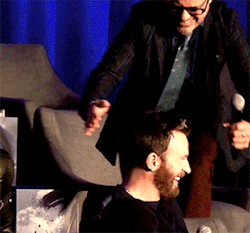 Robert Downey Jr - And I'm... Iron-Man Tumblr_psk34z3OLZ1r72k3co10_250