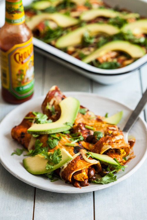 A Savory Vegan Breakfast Round UpSmashed Mexican Beans Avocado Toast (GF)Simple Vegan Breakfast Hash