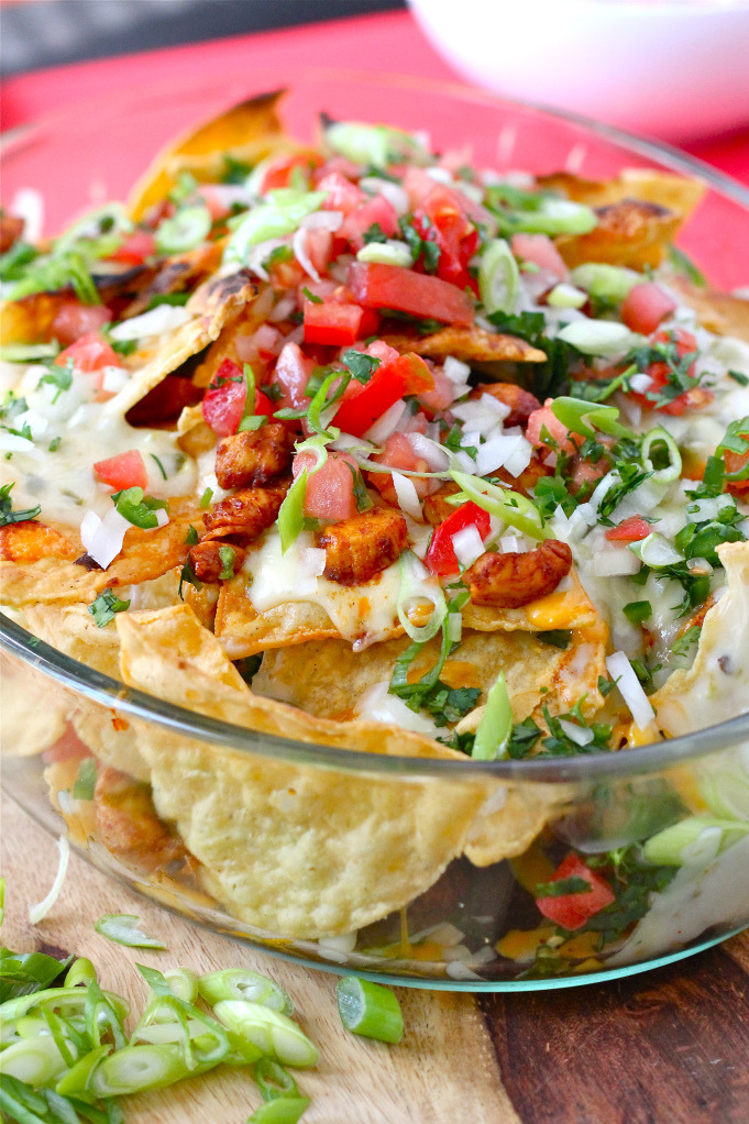 do-not-touch-my-food:  Chicken Nachos 