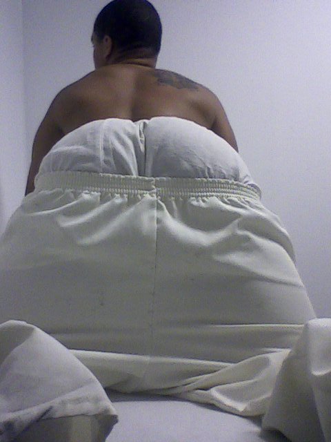 bootybybarecave:  .   Damn