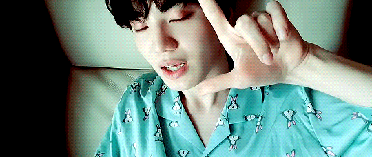 hoyainifinite:  L.O.V.E ♡