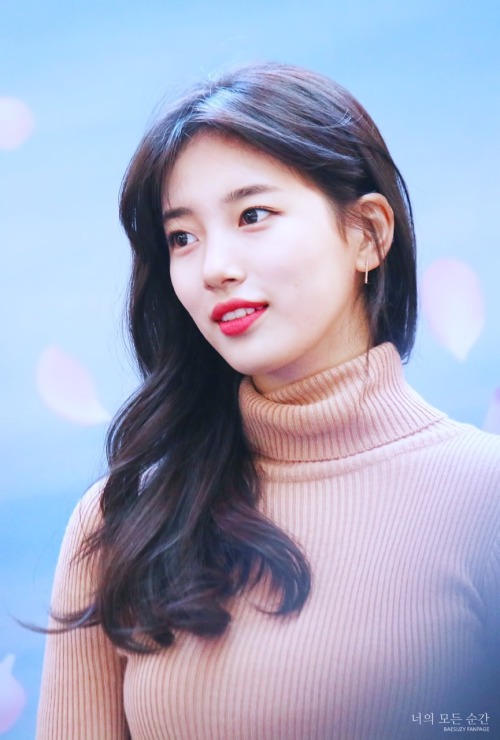 161125