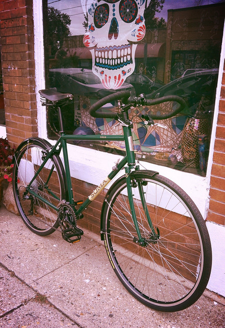 somafab:  Sam’s Soma Saga Touring Bike by Revolution Cycles Madison, WI on Flickr. An interesting Sa