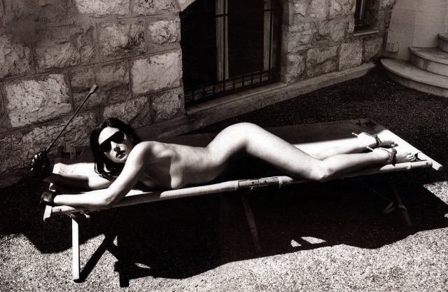 amazingwomenart:Monica Bellucci Helmut Newton 