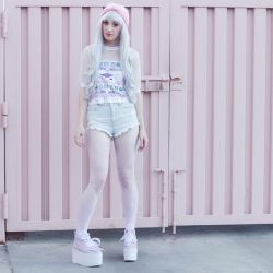 lovelylor:  I love you.  LOL sorry wrong convo. 👕-@happym0nday 📷-@kittycatemeow  #kawaiifashion #vaporwave #silverhair #pastel #fishnets #kawaii #happym0nday #personal 