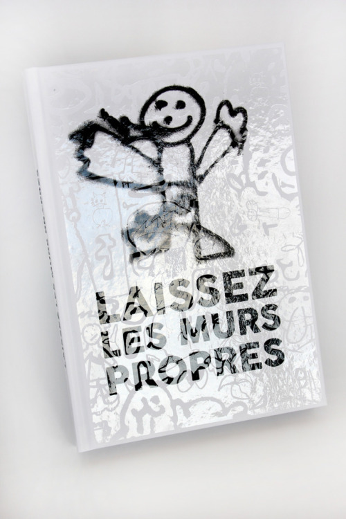   livre disponible en librairie:lyon:lebal des ardents/// Le livre en pente/////  La voie aux Chapit