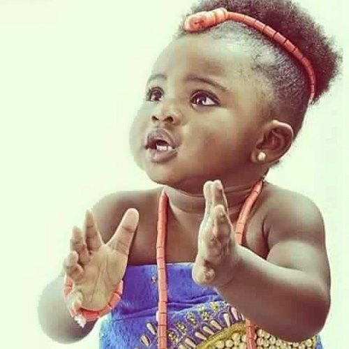 Baby girl #2FroChicks #NaturalHair #MyHairCrush #NaturalChix #Melanin #Curls #Curlyhair #Afro #Fro #