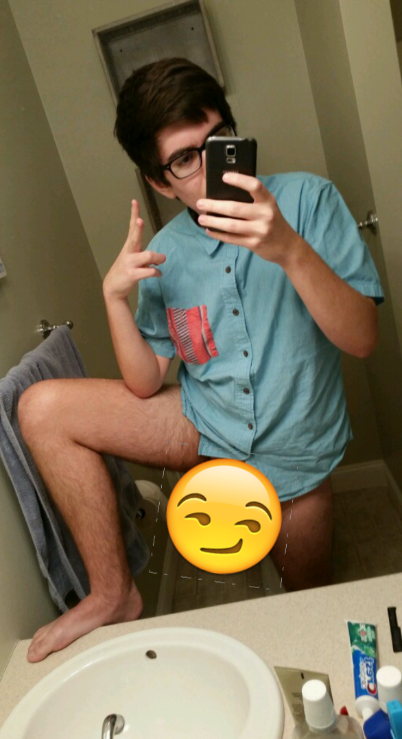 neatpotatoes:  me *is a hoe but a fun hoe* 