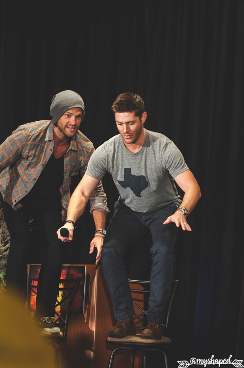 grumpyjackles:these two getting ready for the big jump. shortly after this Jensen realized how bad