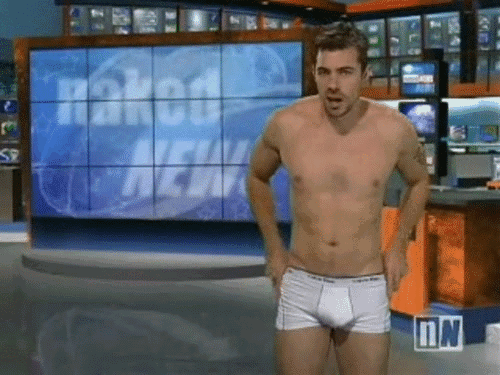 famousnudenaked:  Jack Lange Frontal Nude in Naked News*Descargar Video / Download